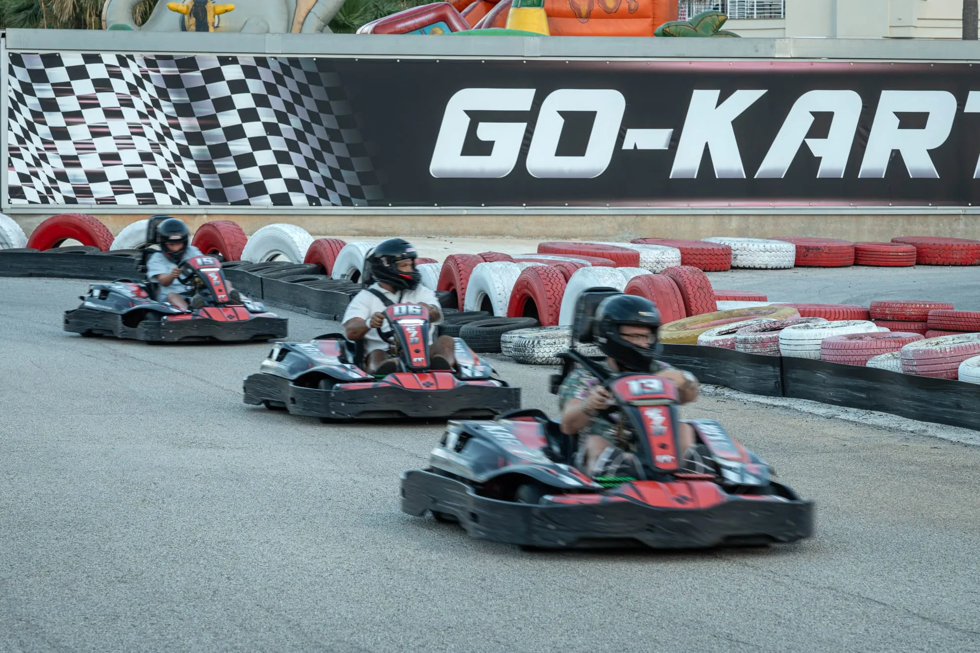 Karts en la pista de Go Kart Cala Millor